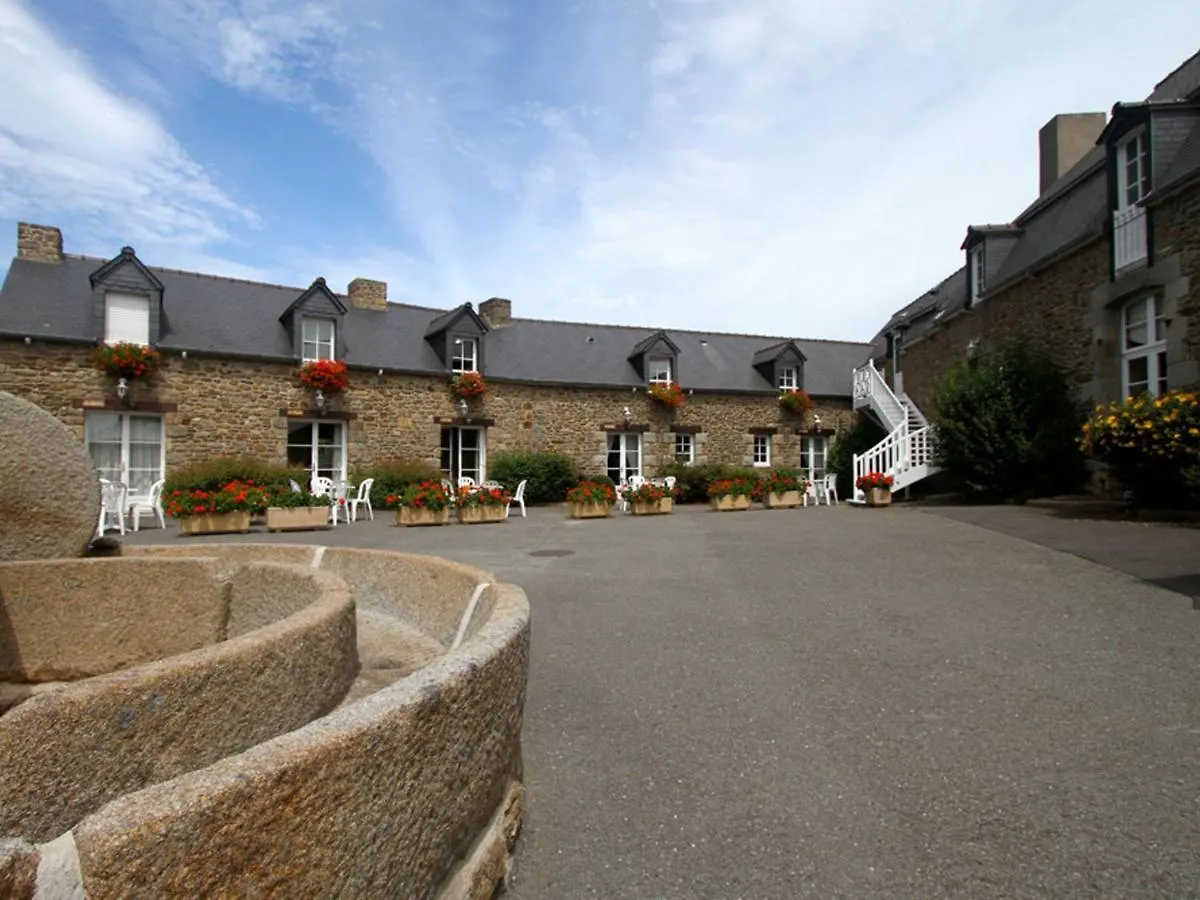 Apartment Le Renard By Interhome Saint-Jouan-des-Guerets